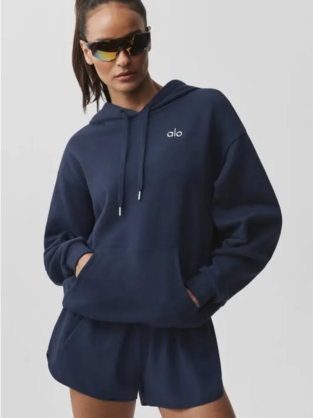 Alo yoga accolade sweatshirt